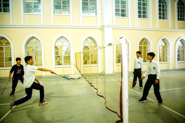 Indoor-Badminton-Court-